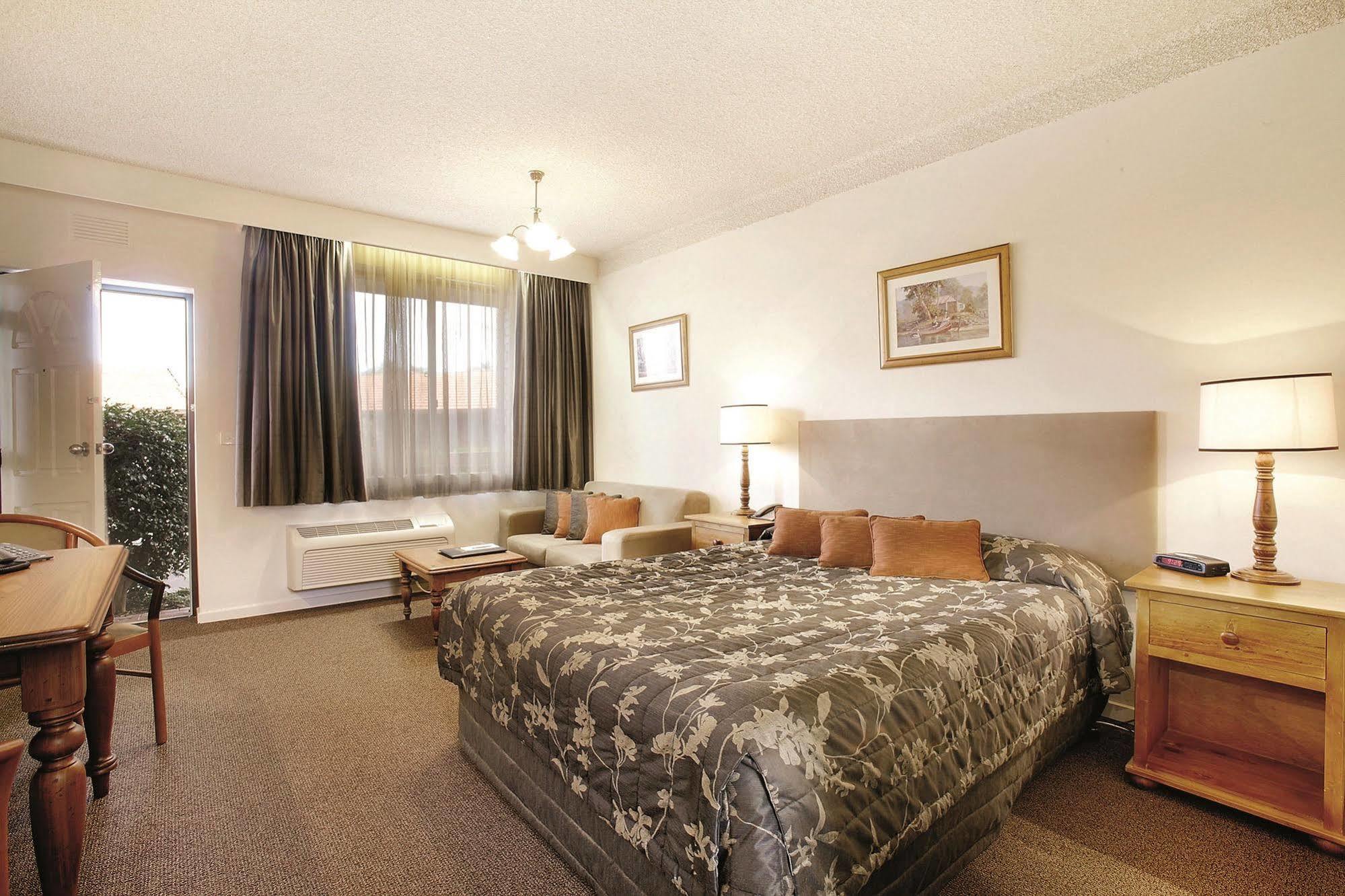 Hotel Bruce County Mount Waverley Room photo
